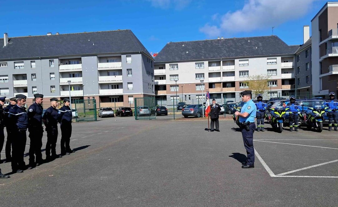 Cérémonie d&rsquo;hommage au major Erik Meccuci-Miccuci à Saint-Malo – UD 35