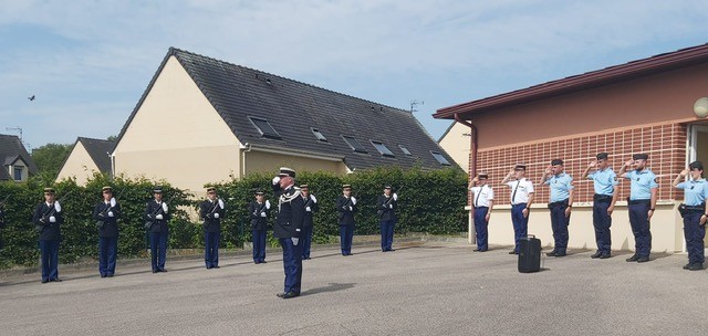Hommage au gendarme Tanguy, parrain de promotion de la 6ème compagnie d’élèves-gendarmes de Châteaulin – UD 27
